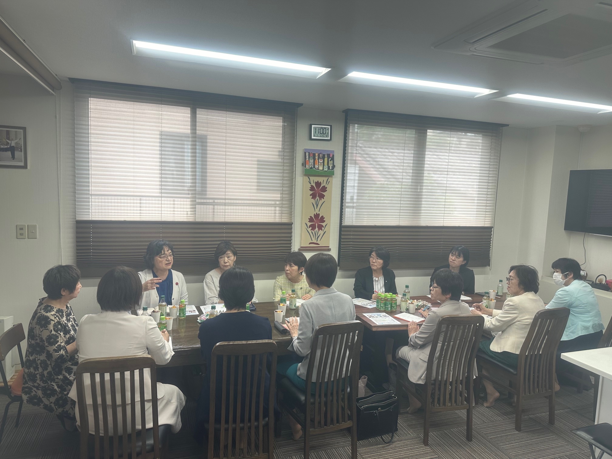 吉田久美子衆議院議員を迎え公明党女性議員懇談会開催